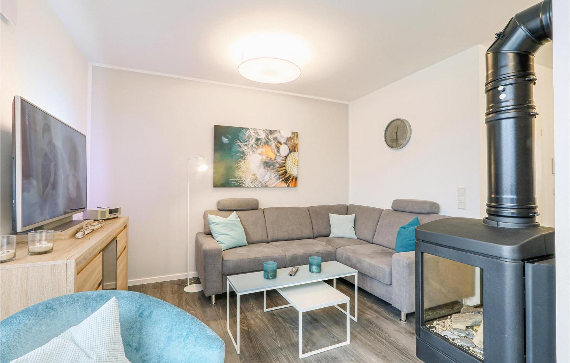 Lovely Apartment In Rechlin With Kitchen Экстерьер фото